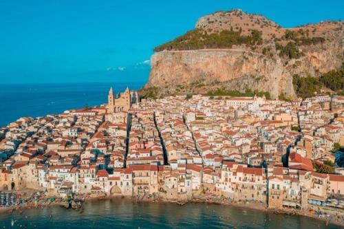 ۹ شهر کوچک رمانتیک در ایتالیا که باید حتما ببینید
