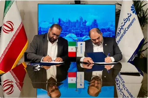 امضای تفاهمنامه حمل ۸۰ هزار تن محصولات پتروشیمی جم با شرکت فجر جهاد منعقد گردید