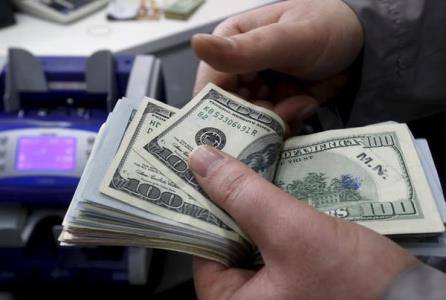 قیمت دلار 6 مرداد 1399 به 20 هزار و 500 تومان رسید